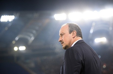 Napoli Mencari Keseimbangan