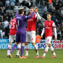 Berbekal Pertahanan Oke dan Laju Positif, Arsenal Pede Kunjungi Anfield