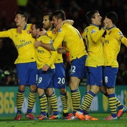 Ini Pesan Fabregas untuk Arsenal yang Sedang Mengejar Gelar