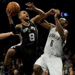 Spurs Tumbang di Brooklyn