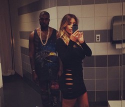 Fenomena Selfie dan Alasan Aksi Foto Narsis Ini Begitu Digemari