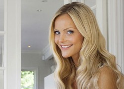 Hati-hati! 5 Dampak Buruk yang Bisa Terjadi karena Pamer Foto Selfie