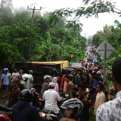 Jenazah Korban Kecelakaan Truk Pramuka di Pandeglang Diambil Keluarga