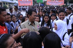 Jelang UN, Pemprov Sumut Sediakan Bimbel Bagi 691 Siswa Pengungsi Sinabung