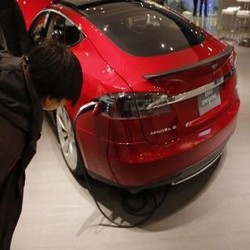 Polusi Parah, China Perpanjang Program Subsidi Beli Mobil Listrik