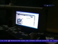 Tergoda Teman Facebook, Seorang Wanita Tinggalkan Suami dan 3 Anaknya