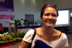 Melanie Subono: Dosa Saya Satu, Belum Bisa Stop Merokok