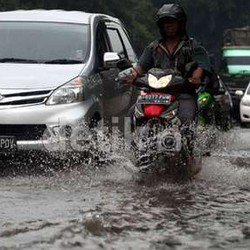 Status Siaga Banjir Distop, Ahok: Awan Sudah Gerak ke Timur