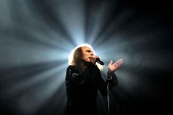 Musisi-musisi Metal Dunia Garap Album Tribute Ronnie Dio