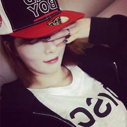 Gaya Selfie HyunA 4Minute