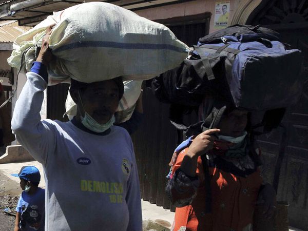 Pengungsi Sinabung Kembali ke Rumah