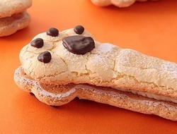 Kue Berbentuk Kaki Kucing Ini Dibuat untuk Rayakan Valentine