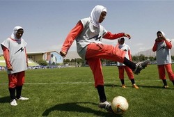 Marak Pemalsuan, Atlet Sepakbola Putri Iran Diwajibkan Tes Kelamin
