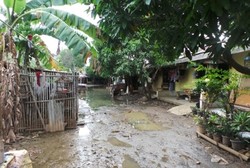 Di Lingkungan Kumuh Ini, Wanita dengan Tumor di Sekujur Tubuh Tinggal