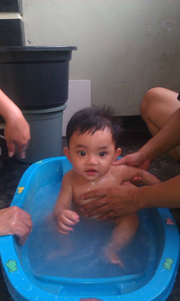 Elmo Durrani, 7 Bulan, Lelaki