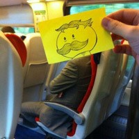 Lucu, Wajah Pengguna Kereta Disulap Jadi Spiderman dan Hulk