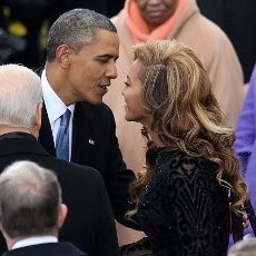 Hah?! Presiden Obama Digosipkan Selingkuh dengan Beyonce