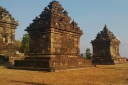 Jatuh Cinta dengan Candi Ijo
