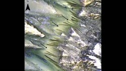 Citra Satelit Terbaru Permukaan Mars, Ditemukan Air?