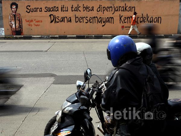 Mural Sajak Suara Wiji Thukul