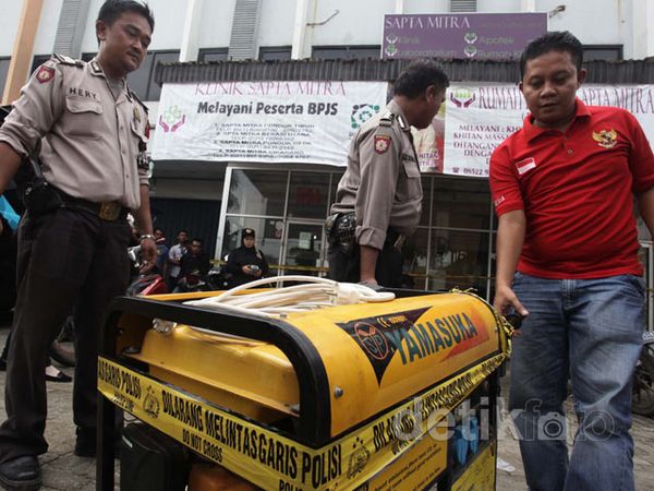 Puslabfor Olah TKP di Klinik Sapta Mitra