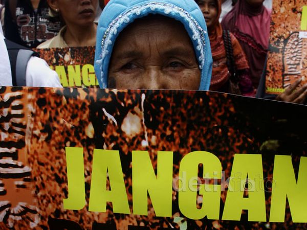 Koalisi Anti Korupsi Pertanahan Demo KPK