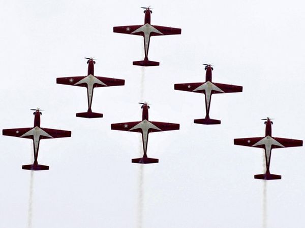 Tim Jupiter TNI AU Beraksi di Singapore Air Show