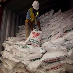 Ada Dugaan Beras Vietnam Dipoles, Ini Tanggapan Pejabat Kemendag