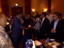 Ketua Kadin Dapat Kejutan Ultah ke-67