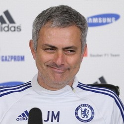 Mourinho: Semua Tim Empat Besar Punya Peluang Juara