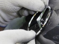 Ditilang Gara-gara Kendarai Mobil Mercy Palsu