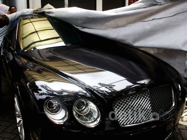 KPK Panggil Teknisi Ahli untuk Perawatan Mobil Wawan