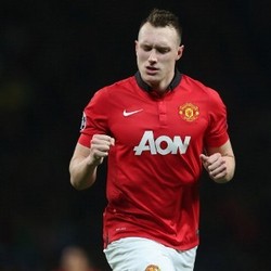 Jones dan Fellaini Kemungkinan Bisa Bermain Hadapi Arsenal