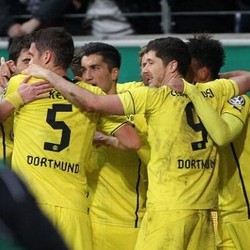 Gol Tunggal Aubameyang Loloskan Dortmund ke Semifinal