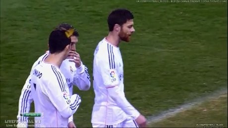 Ronaldo Dilempar Korek Api di Calderon