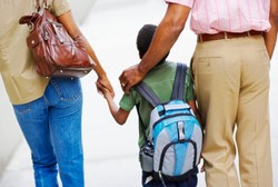 Anak akan Masuk SD, Begini Sibuknya Persiapan Orang Tua