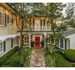 Foto: Dekor Rumah Mariah Carey yang Akan Dijual Seharga Rp 157 Miliar