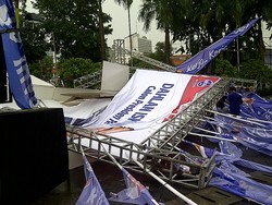 Tenda Peserta Capres Konvensi PD Ambruk Diterjang Angin dan Hujan