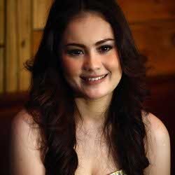 Hotman Paris: Jennifer Dunn Cantik Sekali Bikin Hati Bergetar!