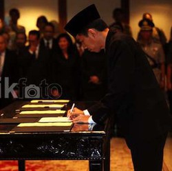 Jokowi: Menurut Survei, Kinerja Camat Lurah Puaskan Masyarakat