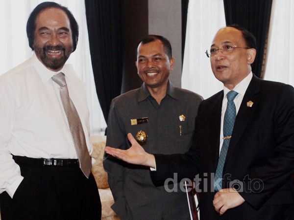 Gubernur Lemhanas Temui Surya Paloh