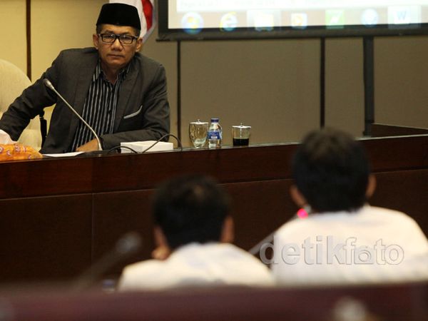 Komisi II Bahas RUU Pertanahan