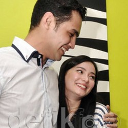 Asmirandah Diperiksa Polisi, Nia dan Farhat Bertemu saat Sidang Cerai