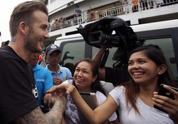 Pemerintah Filipina menyebut, mantan bintang Real Madrid tersebut merupakan salah satu donatur terbesar bagi korban topan Haiyan. REUTERS/Erik De Castro.