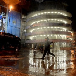 Cuaca Buruk, Laga City vs Sunderland Ditunda