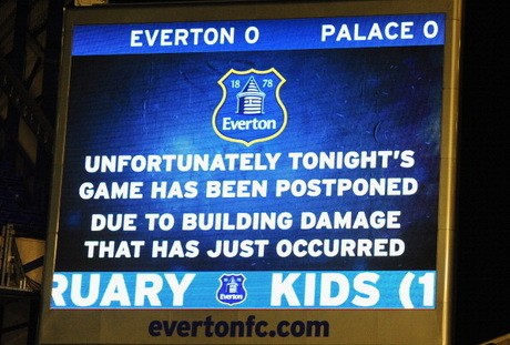 Everton vs Crystal Palace Juga Ditunda