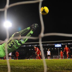Penalti Gerrard Bawa Liverpool Kalahkan Fulham 3-2