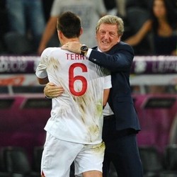 Hodgson Tegaskan Terry Takkan Balik ke Timnas