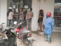 Hujan Abu Kelud, BPBD DIY Imbau Warga Kurangi Aktivitas di Luar Rumah