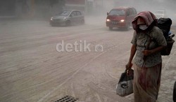 Jangan Kucek Mata yang Kemasukan Abu Vulkanik! Lakukan-langkah Ini
